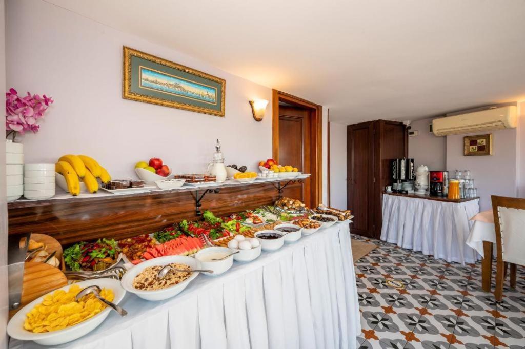 Lynda Hotel Istanbulská provincie Exteriér fotografie